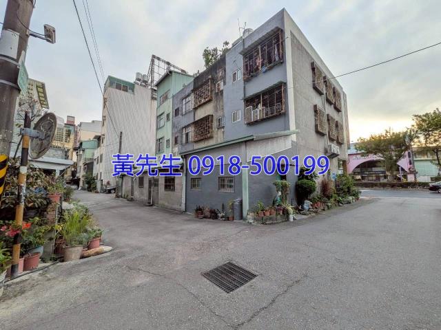 台中法拍透天-2